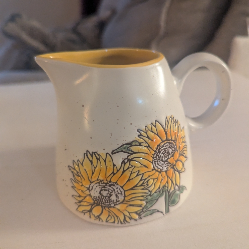 Sunflower Creamer Spectrum Designz Syrup Pitcher Embossed Matte Farm Chic